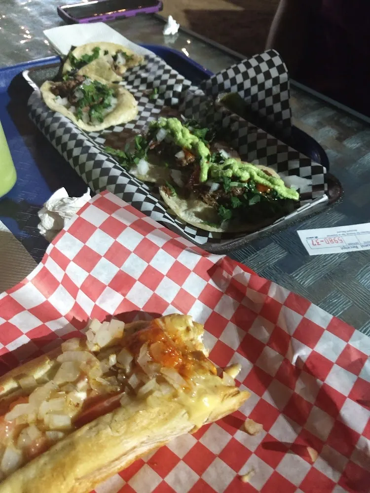 Hot Dog N Tacos D Barbacoa